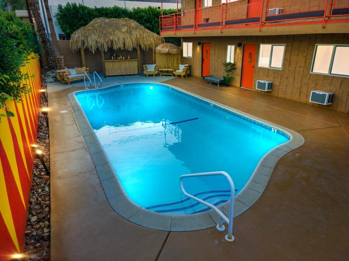 Tiki Hotel Palm Springs Exterior foto
